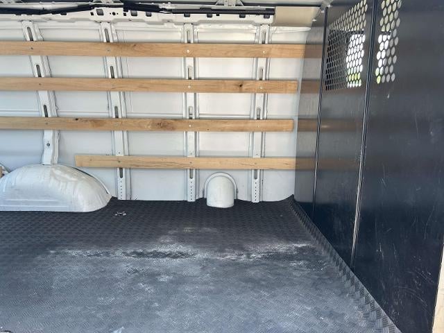 2025 GMC Savana Cargo 2500 Regular Wheelbase Rear-Wheel Drive
