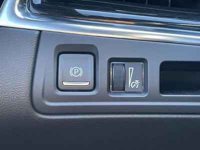 2025 Cadillac XT5 FWD 4dr Premium Luxury