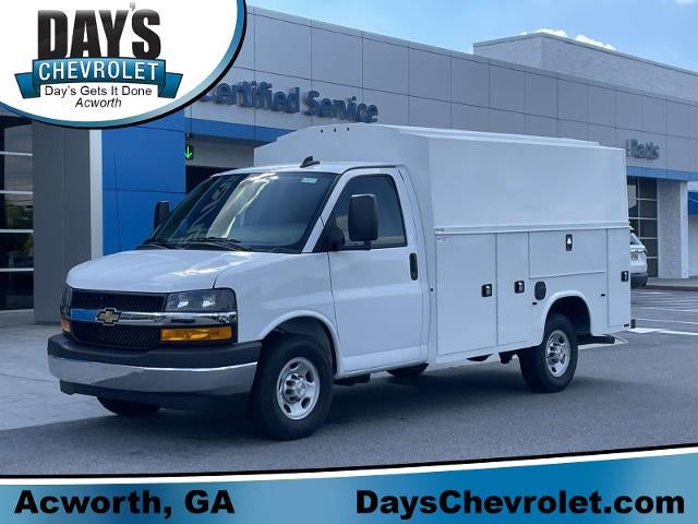 2026 Chevrolet Express Cutaway 3500 3500 Van 139"