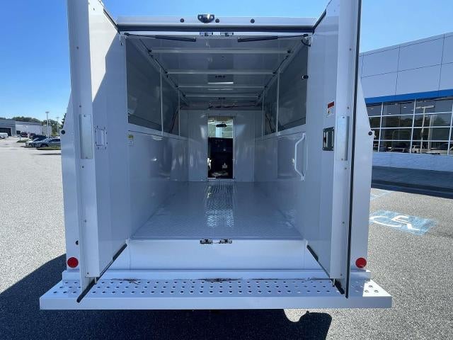 2026 Chevrolet Express Cutaway 3500 3500 Van 139"