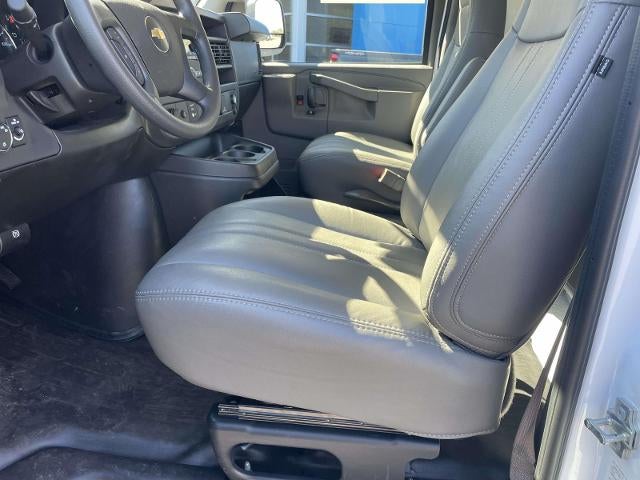 2026 Chevrolet Express Cutaway 3500 3500 Van 139"