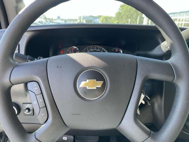 2026 Chevrolet Express Cutaway 3500 3500 Van 139"