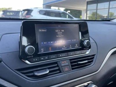 2022 Nissan Altima 2.5 S Sedan
