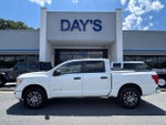 2024 Nissan TITAN 4x4 Crew Cab SV