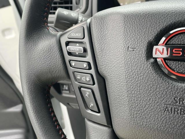 2024 Nissan Titan 4x4 Crew Cab SV