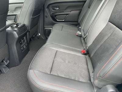 2024 Nissan Titan 4x4 Crew Cab SV