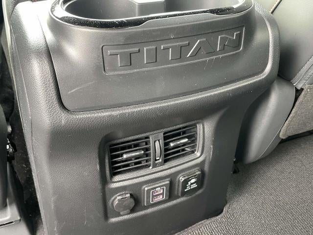 2024 Nissan Titan 4x4 Crew Cab SV