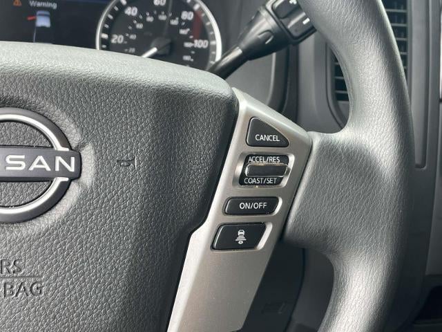 2024 Nissan Titan 4x2 Crew Cab SV