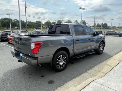 2024 Nissan Titan 4x2 Crew Cab SV