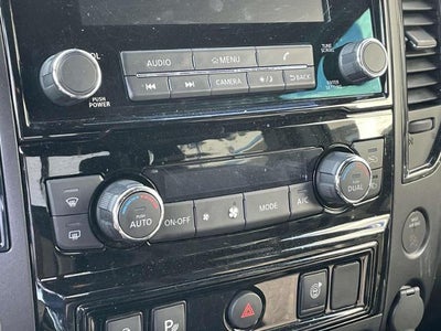 2024 Nissan Titan 4x2 Crew Cab SV