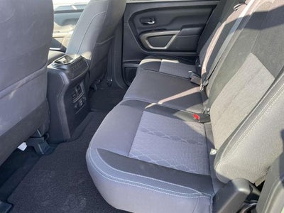 2024 Nissan Titan 4x2 Crew Cab SV