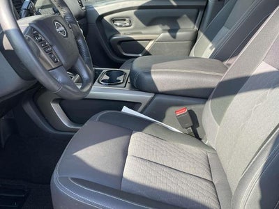 2024 Nissan Titan 4x2 Crew Cab SV