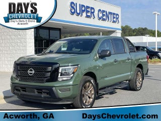 2024 Nissan Titan 4x2 Crew Cab SV