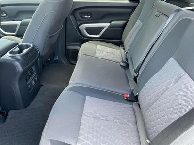 2024 Nissan Titan 4x2 Crew Cab SV
