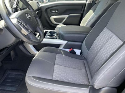 2024 Nissan Titan 4x2 Crew Cab SV
