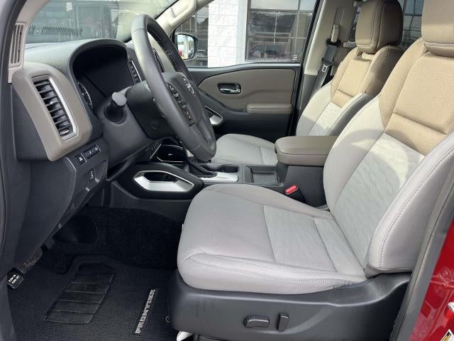 2024 Nissan Frontier Crew Cab 4x2 SV