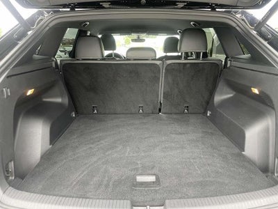 2023 Volkswagen Atlas Cross Sport 2.0T SE w/Technology 4MOTION