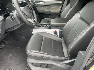 2023 Volkswagen Atlas Cross Sport 2.0T SE w/Technology 4MOTION