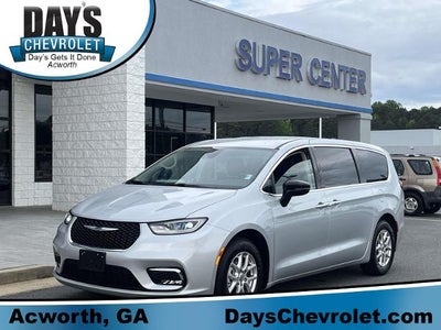 2024 Chrysler Pacifica Touring L FWD