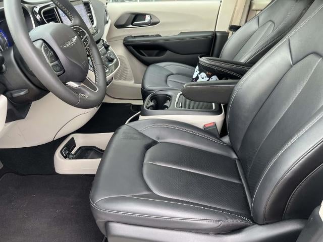 2024 Chrysler Pacifica Touring L FWD