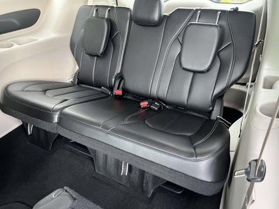 2024 Chrysler Pacifica Touring L FWD