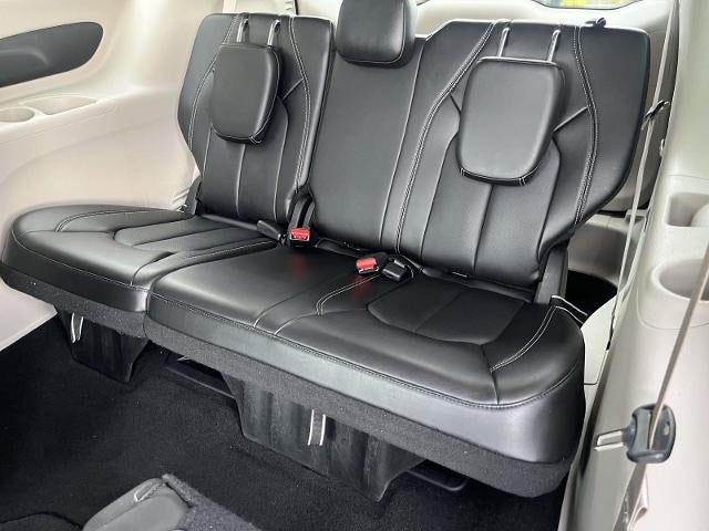 2024 Chrysler Pacifica Touring L FWD