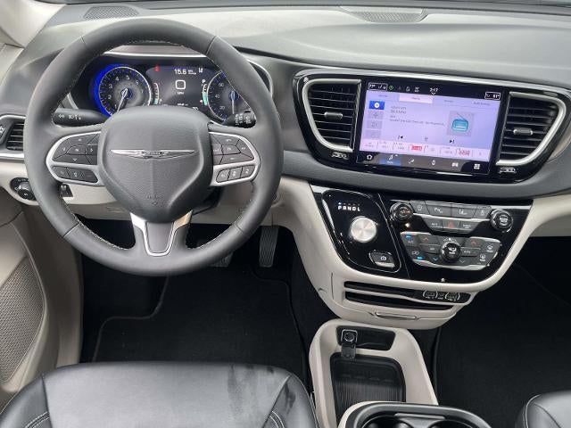 2024 Chrysler Pacifica Touring L FWD