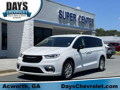 2024 Chrysler Pacifica Touring L FWD