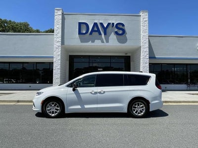 2024 Chrysler Pacifica Touring L FWD