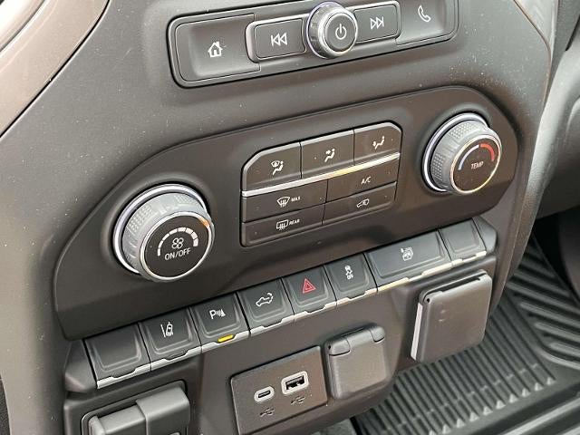 2026 Chevrolet Silverado 2500 HD Crew Cab Standard Box 4-Wheel Drive Custom