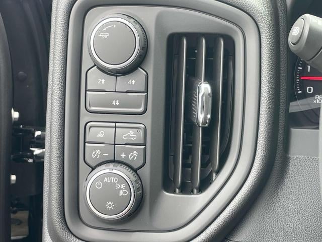 2026 Chevrolet Silverado 2500 HD Crew Cab Standard Box 4-Wheel Drive Custom