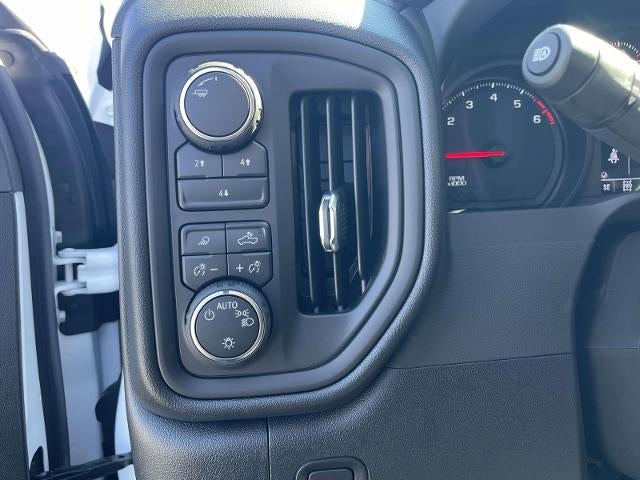 2026 Chevrolet Silverado 2500 HD Crew Cab Standard Box 4-Wheel Drive Custom