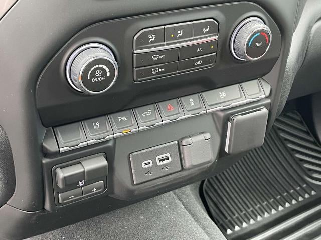 2026 Chevrolet Silverado 2500 HD Crew Cab Standard Box 4-Wheel Drive Custom