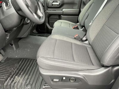 2026 Chevrolet Silverado 2500 HD Crew Cab Standard Box 4-Wheel Drive Custom