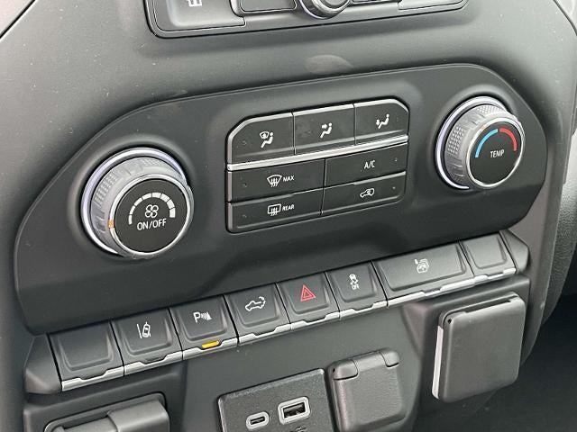 2026 Chevrolet Silverado 2500 HD Crew Cab Standard Box 4-Wheel Drive Custom