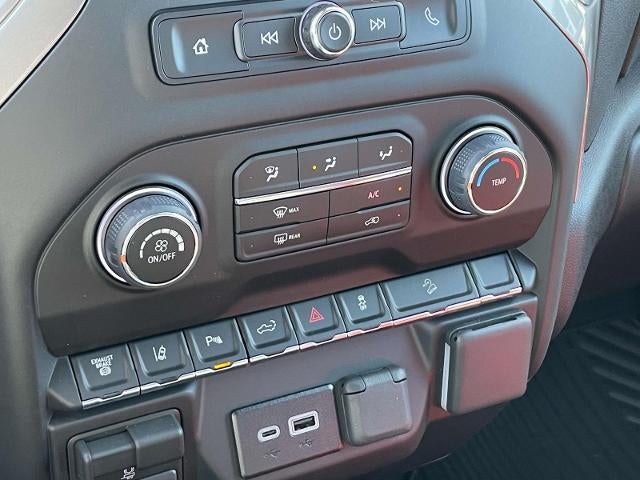 2026 Chevrolet Silverado 2500 HD Crew Cab Standard Box 4-Wheel Drive Custom
