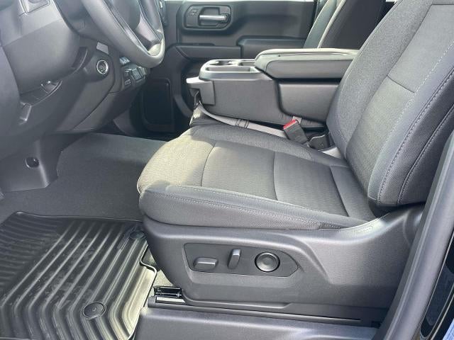 2026 Chevrolet Silverado 2500 HD Crew Cab Standard Box 4-Wheel Drive Custom