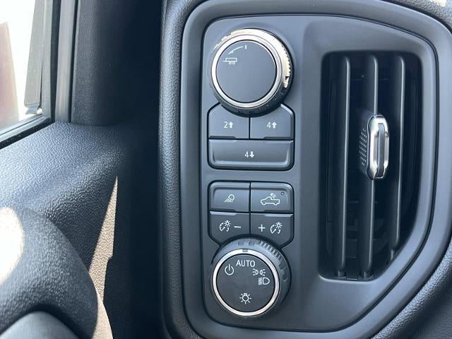 2025 Chevrolet Silverado 2500 HD Crew Cab Standard Box 4-Wheel Drive Custom