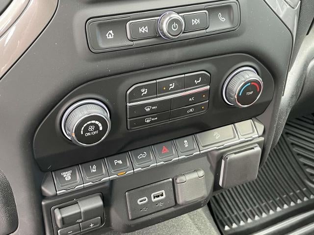2026 Chevrolet Silverado 2500 HD Crew Cab Standard Box 4-Wheel Drive Custom