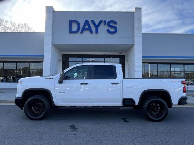 2025 Chevrolet Silverado 2500 HD Crew Cab Standard Box 4-Wheel Drive Custom