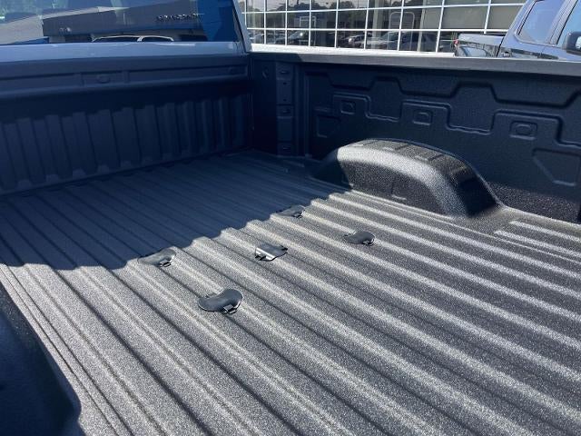 2026 Chevrolet Silverado 2500 HD Crew Cab Standard Box 4-Wheel Drive Custom