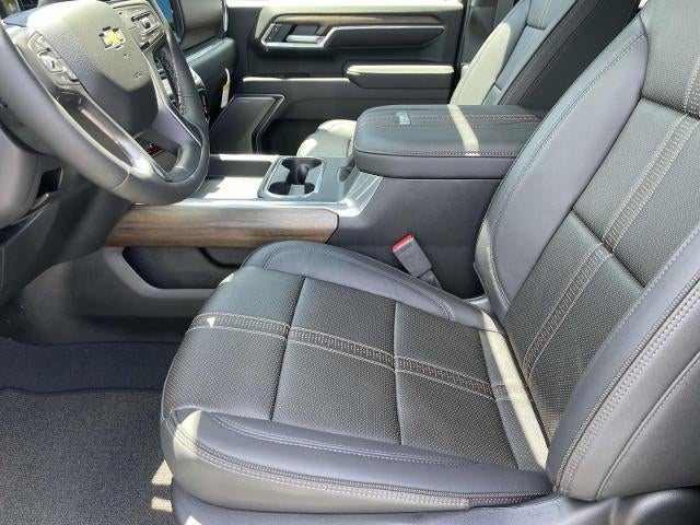 2026 Chevrolet Silverado 2500 HD Crew Cab Standard Box 4-Wheel Drive High Country