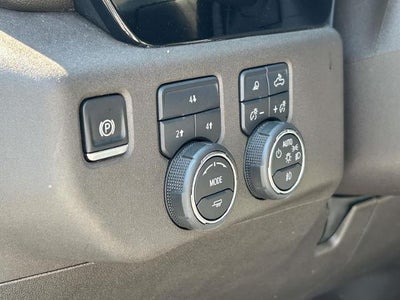 2025 Chevrolet Silverado 3500 HD Crew Cab Standard Box 4-Wheel Drive LT