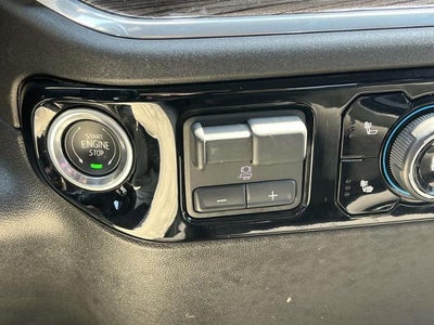 2025 Chevrolet Silverado 3500 HD Crew Cab Standard Box 4-Wheel Drive LT