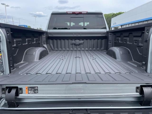 2026 Chevrolet Silverado 2500 HD Crew Cab Standard Box 4-Wheel Drive ZR2
