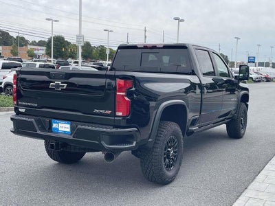 2026 Chevrolet Silverado 2500 HD Crew Cab Standard Box 4-Wheel Drive ZR2