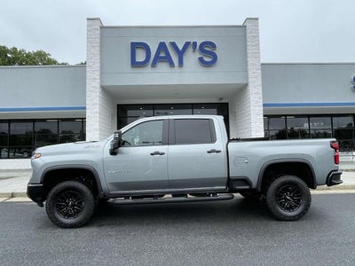 2026 Chevrolet Silverado 2500 HD Crew Cab Standard Box 4-Wheel Drive ZR2