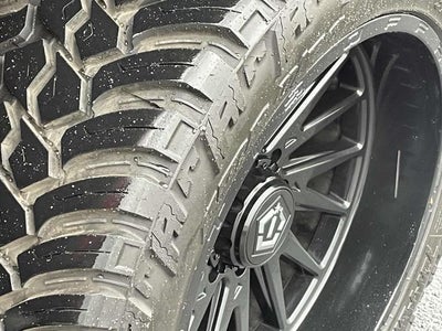 2024 Chevrolet Silverado 2500 HD Crew Cab Standard Box 4-Wheel Drive LT