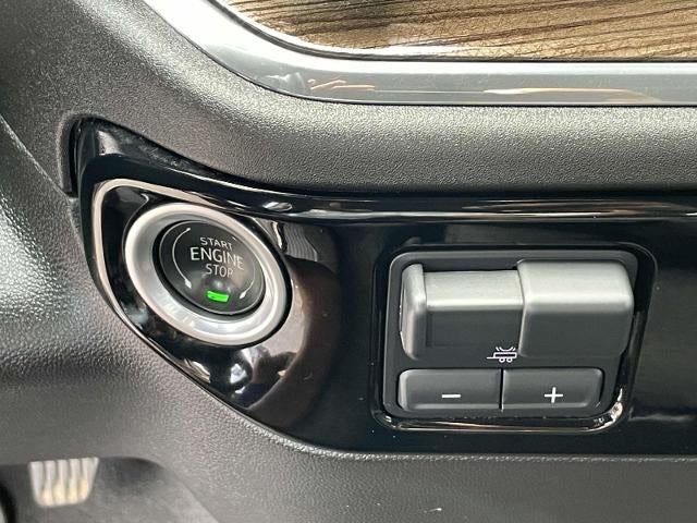 2024 Chevrolet Silverado 2500 HD Crew Cab Standard Box 4-Wheel Drive LT