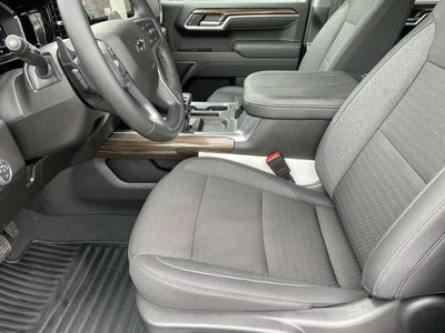 2025 Chevrolet Silverado 1500 Crew Cab Short Box 2-Wheel Drive RST